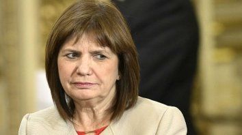 bullrich removio por mentiroso al jefe de la policia federal santa fe bullrich removio por mentiroso al jefe de la policia federal santa fe