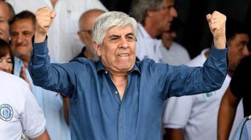 descerebrado, inconsciente e incapaz descerebrado, inconsciente e incapaz