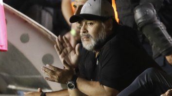 otra vez se agranda la familia maradona otra vez se agranda la familia maradona