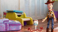 Otra dupla. Woody y Forky, la novedad exitosa de Toy Story 4. Otra dupla. Woody y Forky, la novedad exitosa de Toy Story 4.
