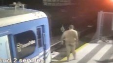 se bajo desnudo del tren y lo apodaron terminator se bajo desnudo del tren y lo apodaron terminator