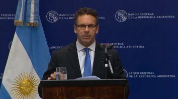 El titular del BCRA lamentó la incertidumbre en la previa de las elecciones. El titular del BCRA lamentó la incertidumbre en la previa de las elecciones.