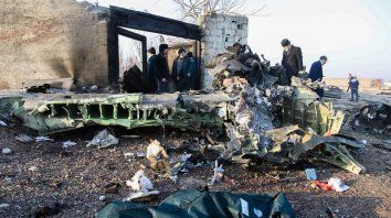 un video registro la caida del boeing ucraniano en teheran un video registro la caida del boeing ucraniano en teheran