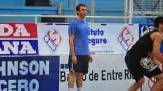 El joven coach tuvo su primer entrenamiento ayer por la tarde en el Butta. Debuta el sábado. El joven coach tuvo su primer entrenamiento ayer por la tarde en el Butta. Debuta el sábado.