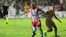 El Pelado tuvo un buen desempeño en el mediocampo del conjunto Rojiblanco. El Pelado tuvo un buen desempeño en el mediocampo del conjunto Rojiblanco.