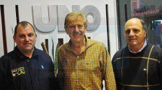 El presidente de la entidad, Oscar Barbieri, junto a los dirigentes Fabián Medina y Héctor García. El presidente de la entidad, Oscar Barbieri, junto a los dirigentes Fabián Medina y Héctor García.