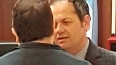 Gaviria (de espaldas) junto a su defensor. Gaviria (de espaldas) junto a su defensor.