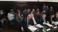 Condenas efectivas. El tribunal impuso penas de entre seis y ocho meses hasta cuatro años de cárcel. Condenas efectivas. El tribunal impuso penas de entre seis y ocho meses hasta cuatro años de cárcel.