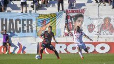 Claridad y entrega. El volante fue uno de los puntos altos durante la etapa inicial. No rindió igual en el complemento, pero su aporte fue importante. Claridad y entrega. El volante fue uno de los puntos altos durante la etapa inicial. No rindió igual en el complemento, pero su aporte fue importante.