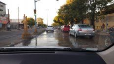 Cloacas rebalsando en Avenida Ramírez y calle Nogoyá en la ciudad de Paraná. Urgente reparación. Estamos cansados de llamar al 147 y a Obras Sanitarias y nunca pueden. Señores pónganse a trabajar de una vez y a mantener la ciudad adecuadamente, porque así no se puede vivir. Cloacas rebalsando en Avenida Ramírez y calle Nogoyá en la ciudad de Paraná. Urgente reparación. Estamos cansados de llamar al 147 y a Obras Sanitarias y nunca pueden. Señores pónganse a trabajar de una vez y a mantener la ciudad adecuadamente, porque así no se puede vivir.