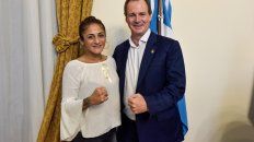 La boxeadora dijo estar muy contenta y agradecida de que el gobernador la haya recibido en su despacho. La boxeadora dijo estar muy contenta y agradecida de que el gobernador la haya recibido en su despacho.