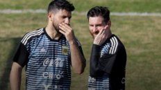 se filtro un curioso video de sergio agüero y lionel messi en plena concentracion de la argentina se filtro un curioso video de sergio agüero y lionel messi en plena concentracion de la argentina