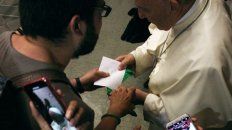 que dice la carta que un joven argentino entrego al papa junto con un panuelo verde que dice la carta que un joven argentino entrego al papa junto con un panuelo verde
