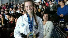 Karen llegó a la cima del mundo en su deporte. Karen llegó a la cima del mundo en su deporte.