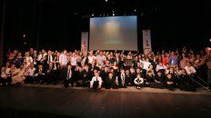 Destacados. Este año se premiará a los artistas en 20 categorías. Además, se otorgarán los tres premios mayores: Premio Escenario a la Trayectoria, el Proscenio y el Escenario de Oro. Destacados. Este año se premiará a los artistas en 20 categorías. Además, se otorgarán los tres premios mayores: Premio Escenario a la Trayectoria, el Proscenio y el Escenario de Oro.