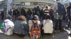 protestaron por los despidos en la subsecretaria de agricultura familiar en entre rios protestaron por los despidos en la subsecretaria de agricultura familiar en entre rios