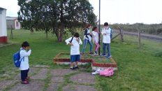 Así reaccionaron el septiembre los chicos de la escuela N° 110 Batalla de Don Gonzalo, Villa Álvarez, Yeso Oeste en el departamento La Paz. Así reaccionaron el septiembre los chicos de la escuela N° 110 Batalla de Don Gonzalo, Villa Álvarez, Yeso Oeste en el departamento La Paz.