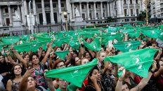 los panuelos verdes vuelven a la calle por el aborto legal los panuelos verdes vuelven a la calle por el aborto legal