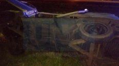 una pareja debio ser hospitalizada tras volcar el citroen 3cv en el que viajaban una pareja debio ser hospitalizada tras volcar el citroen 3cv en el que viajaban