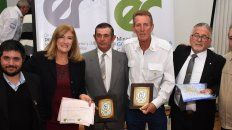 el gobierno homenajeo a los bomberos voluntarios el gobierno homenajeo a los bomberos voluntarios