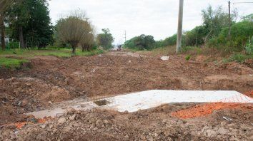 Trabajos. Se ejecuta un nuevo sistema de desagües pluviales constituido por canales de hormigón. Trabajos. Se ejecuta un nuevo sistema de desagües pluviales constituido por canales de hormigón.