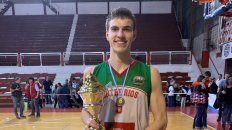 El héroe. El interno de Diamante hizo el doble sobre la bocina y Entre Ríos se quedó con el Argentino U19. El héroe. El interno de Diamante hizo el doble sobre la bocina y Entre Ríos se quedó con el Argentino U19.