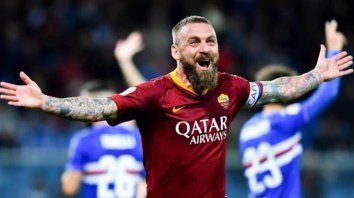 De Rossi jugó 17 temporadas en la Roma. De Rossi jugó 17 temporadas en la Roma.