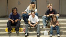 Debutantes. El elenco del filme está integrado en su mayoría por reconocidos skaters de Los Ángeles, la ciudad donde creció el director. Debutantes. El elenco del filme está integrado en su mayoría por reconocidos skaters de Los Ángeles, la ciudad donde creció el director.