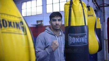 Una nueva chance. El combate está pautado a 12 asaltos y para la pelea se encuentra preparado el crédito nacido en la capital entrerriana. Una nueva chance. El combate está pautado a 12 asaltos y para la pelea se encuentra preparado el crédito nacido en la capital entrerriana.