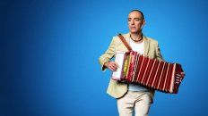 dayub: para mi, teatro es lo que hago imaginar al publico dayub: para mi, teatro es lo que hago imaginar al publico