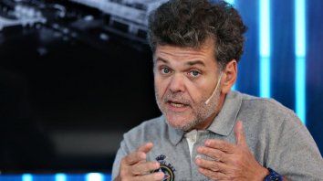 casero, enojado tras las paso: pueblo de opas casero, enojado tras las paso: pueblo de opas