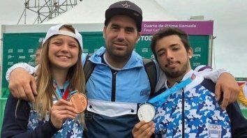 Agustina Roth, el entrenador Eber Temperan y José Maligno Torres. Agustina Roth, el entrenador Eber Temperan y José Maligno Torres.