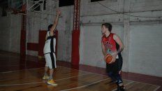 María Grande venció a Estudiantes B por 72-67. María Grande venció a Estudiantes B por 72-67.