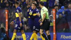 Tevez, la figura del partido. Tevez, la figura del partido.