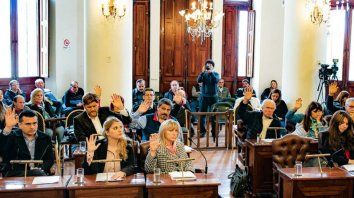 se aprobo el atn para pagar a choferes de uta se aprobo el atn para pagar a choferes de uta