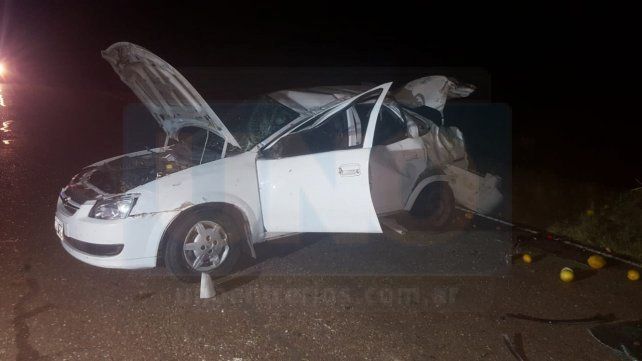 Vuelco fatal. En la ruta 6 el auto se siniestró y uno de los ocupantes perdió la vida.