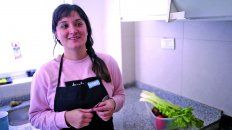 paula eder elabora una practica y aromatica sopa de remolachas paula eder elabora una practica y aromatica sopa de remolachas