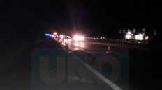 Muerte instantánea. La víctima quedó tendida sobre la ruta 12. Muerte instantánea. La víctima quedó tendida sobre la ruta 12.
