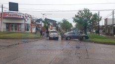 colisionaron bajo la llovizna colisionaron bajo la llovizna