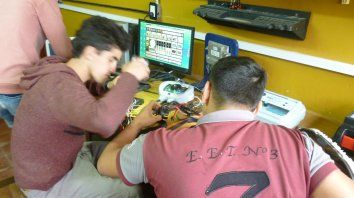 convierten utilitario diesel a electrico autosustentable convierten utilitario diesel a electrico autosustentable