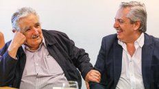 fernandez y mujica hablan sobre cultura, politica y capitalismo tardio fernandez y mujica hablan sobre cultura, politica y capitalismo tardio