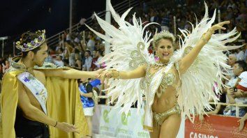 Ritmo y alegría. El Carnaval del País es uno de los espectáculos predilectos cada verano. Ritmo y alegría. El Carnaval del País es uno de los espectáculos predilectos cada verano.