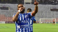 El uruguayo no podrá jugar ante el Rojinegro cuando se reanude la Superliga. El uruguayo no podrá jugar ante el Rojinegro cuando se reanude la Superliga.