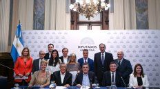 proclamaron el triunfo de alberto y cristina fernandez proclamaron el triunfo de alberto y cristina fernandez