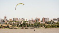 La ciudad desde el río. La ciudad desde el río.