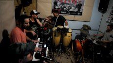 El ensayo en la previa del recital. El ensayo en la previa del recital.