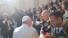 videos: el papa hizo selfies con policias entrerrianos videos: el papa hizo selfies con policias entrerrianos