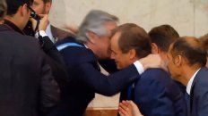el saludo del presidente fernandez al gobernador entrerriano el saludo del presidente fernandez al gobernador entrerriano