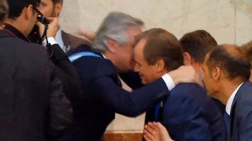 el saludo del presidente fernandez al gobernador entrerriano el saludo del presidente fernandez al gobernador entrerriano