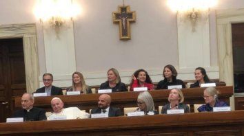 susana medina diserto ante el papa francisco susana medina diserto ante el papa francisco